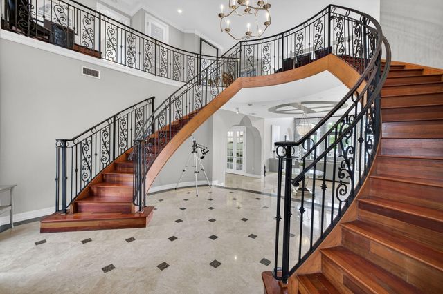 2406 Barcelona Drive, Fort Lauderdale, FL 33301