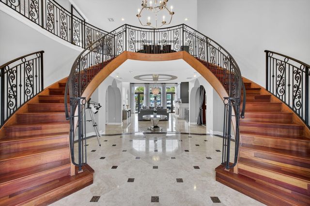2406 Barcelona Drive, Fort Lauderdale, FL 33301