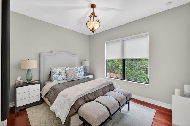 2406 Barcelona Drive, Fort Lauderdale, FL 33301