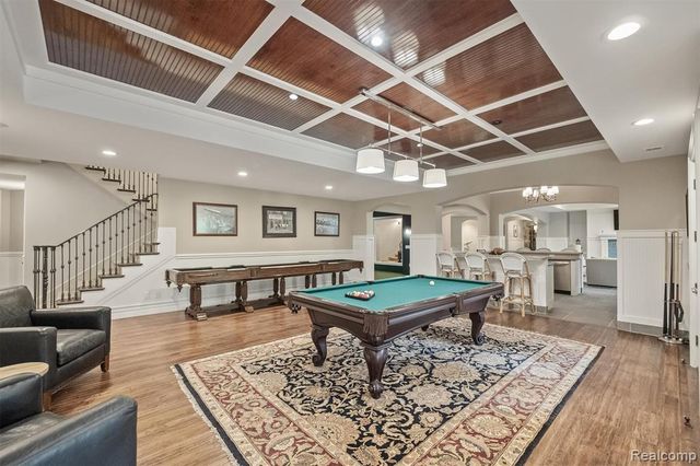 5537 Orchard Ridge, Rochester, MI 48306