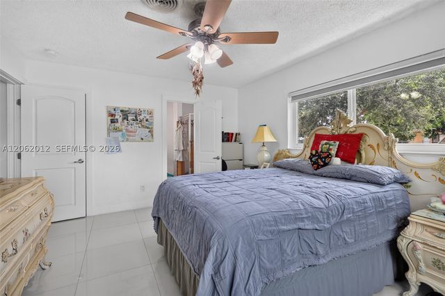 17200 NE 15th Ave, North Miami Beach, FL 33162
