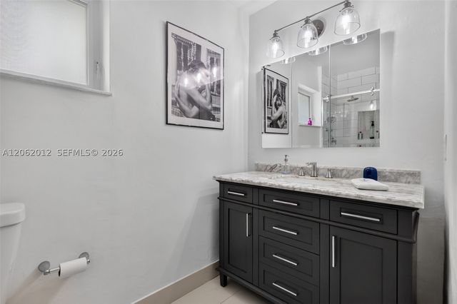 17200 NE 15th Ave, North Miami Beach, FL 33162