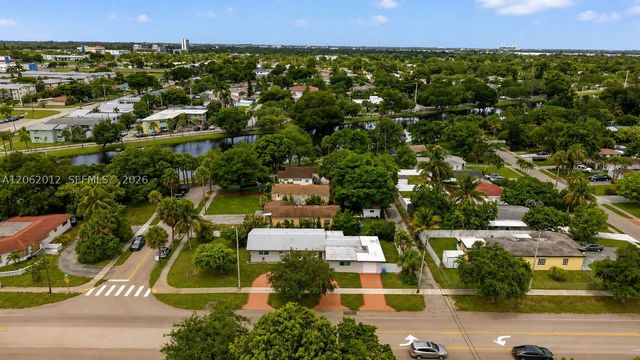 17200 NE 15th Ave, North Miami Beach, FL 33162