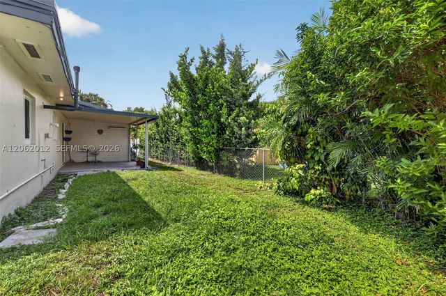 17200 NE 15th Ave, North Miami Beach, FL 33162
