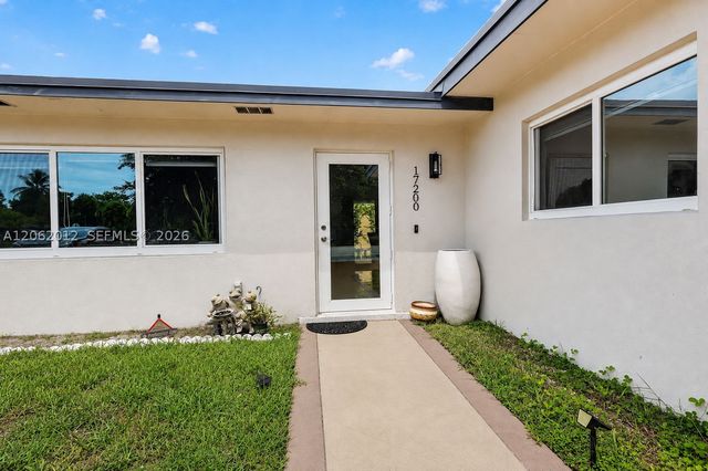 17200 NE 15th Ave, North Miami Beach, FL 33162