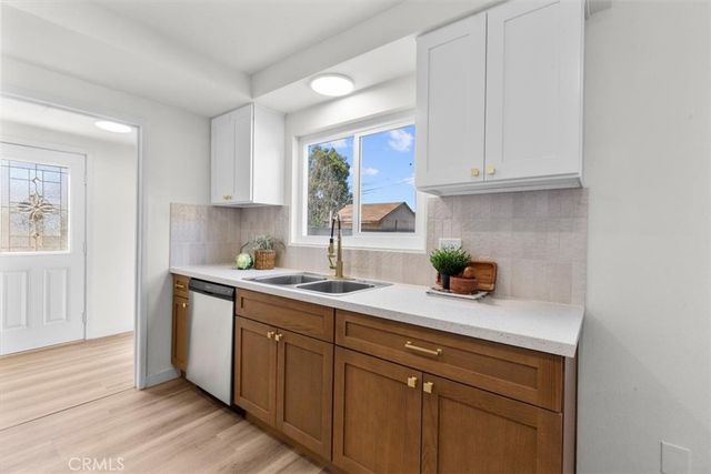 1545 Washington Avenue, Pomona, CA 91767