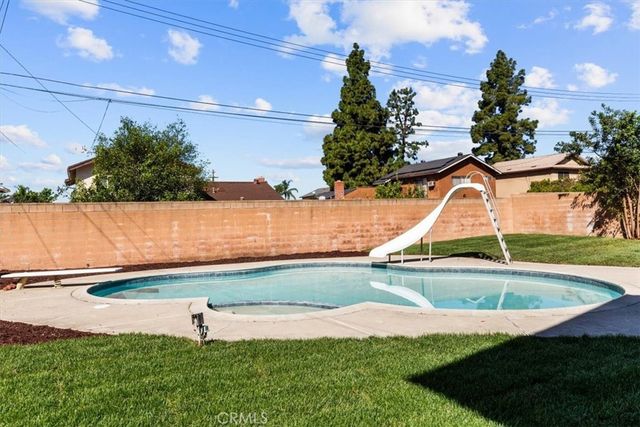 1545 Washington Avenue, Pomona, CA 91767