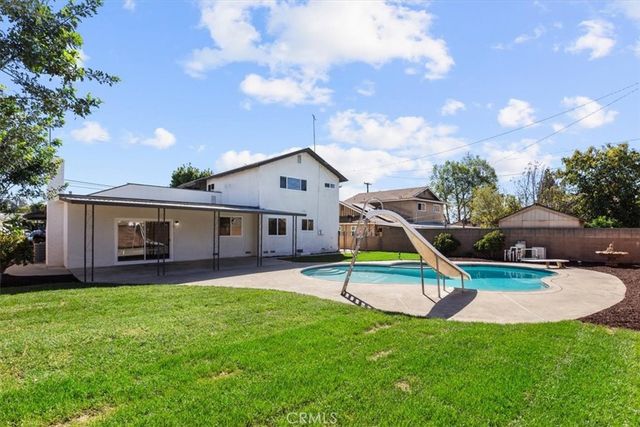 1545 Washington Avenue, Pomona, CA 91767