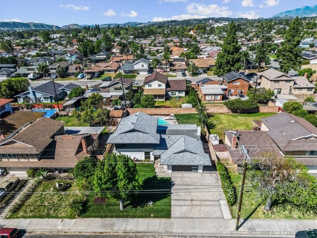 1545 Washington Avenue, Pomona, CA 91767