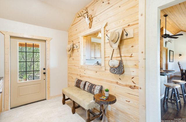 300 County Road 550, Rocksprings, TX 78880