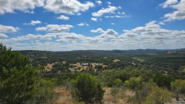 300 County Road 550, Rocksprings, TX 78880