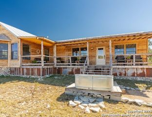 300 County Road 550, Rocksprings, TX 78880