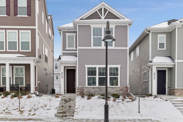8060 Central Park Way N, Maple Grove, MN 55369