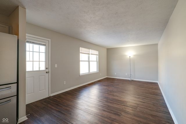 6402 Kelsey Drive, Indianapolis, IN 46268