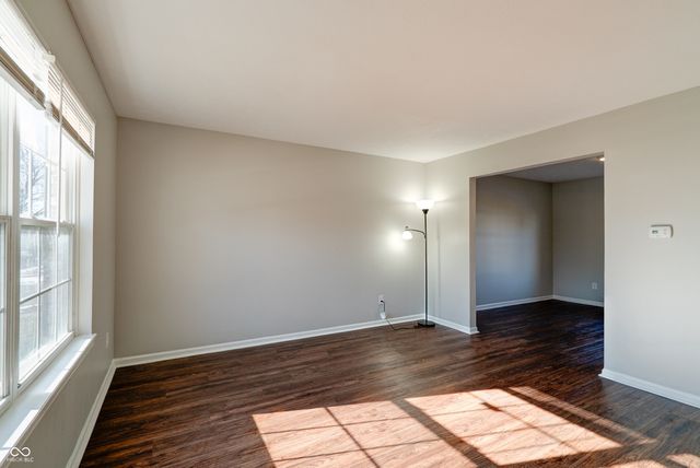 6402 Kelsey Drive, Indianapolis, IN 46268