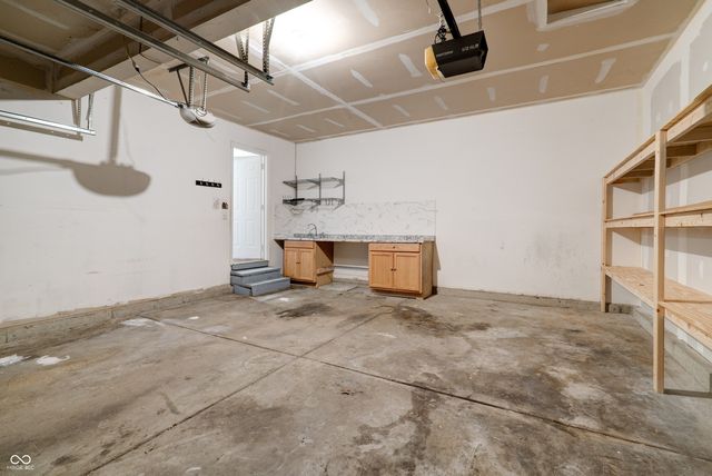 6402 Kelsey Drive, Indianapolis, IN 46268