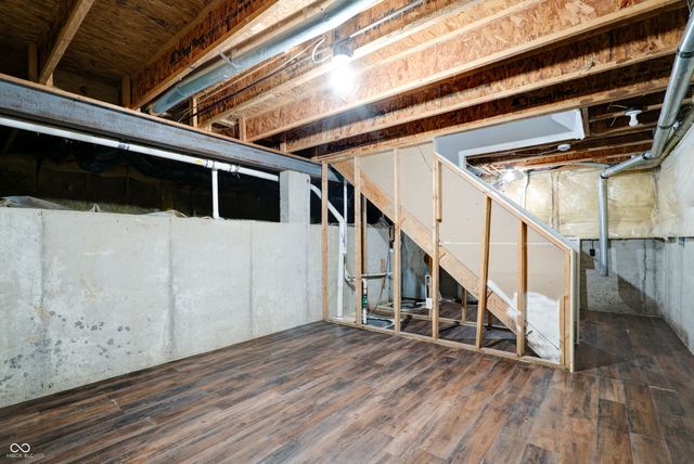 6402 Kelsey Drive, Indianapolis, IN 46268