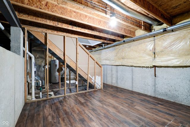 6402 Kelsey Drive, Indianapolis, IN 46268