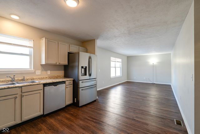 6402 Kelsey Drive, Indianapolis, IN 46268