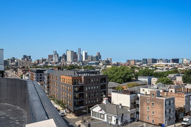 267 Old Colony 605, Boston, MA 02127