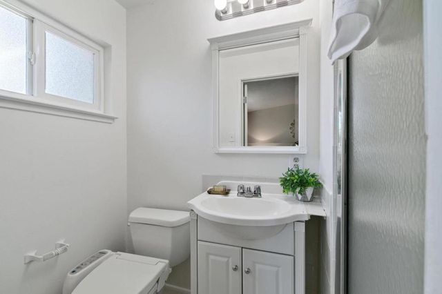 1605 Roberta Drive, San Mateo, CA 94403