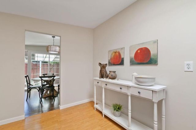 1605 Roberta Drive, San Mateo, CA 94403