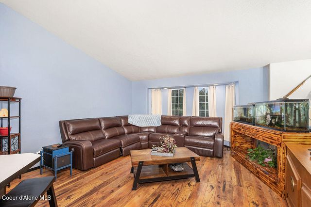 34517 N Hayden DR, Spirit Lake, ID 83869