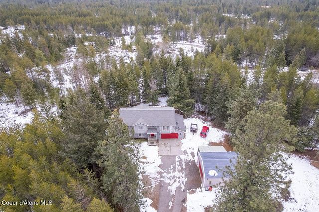34517 N Hayden DR, Spirit Lake, ID 83869