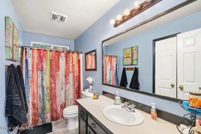 34517 N Hayden DR, Spirit Lake, ID 83869