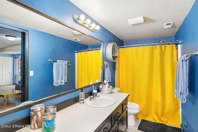 34517 N Hayden DR, Spirit Lake, ID 83869