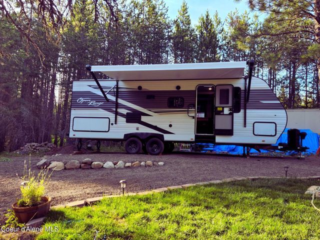 34517 N Hayden DR, Spirit Lake, ID 83869