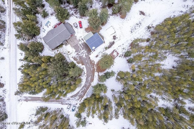 34517 N Hayden DR, Spirit Lake, ID 83869