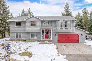 34517 N Hayden DR, Spirit Lake, ID 83869