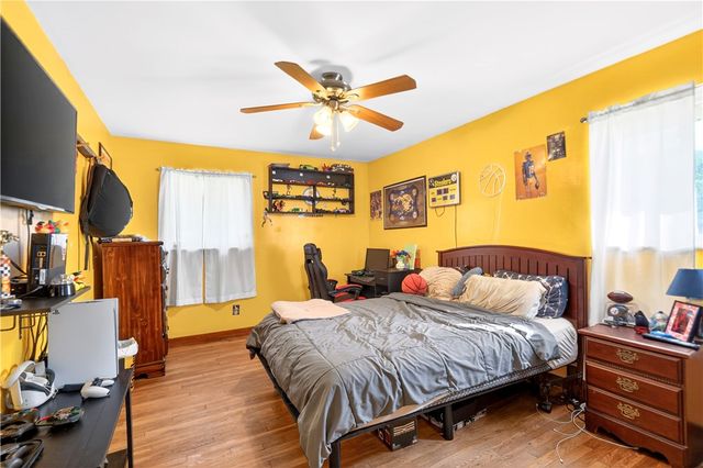 2021 State St, Jefferson Hills, PA 15025