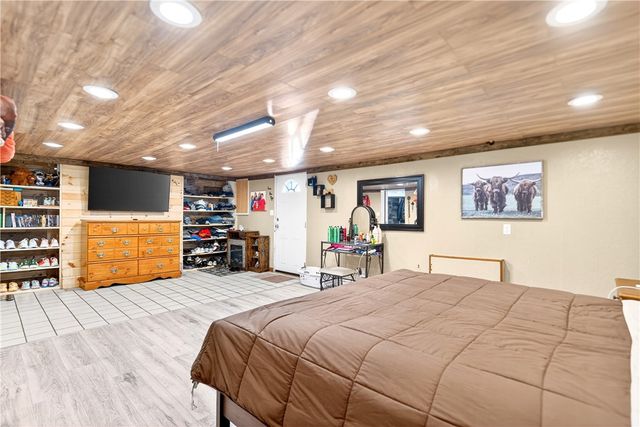 2021 State St, Jefferson Hills, PA 15025