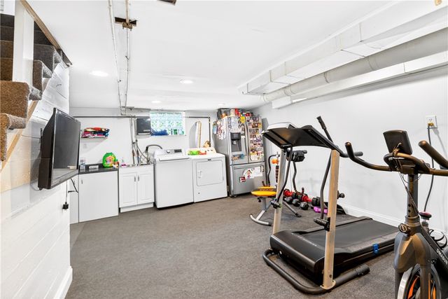 2021 State St, Jefferson Hills, PA 15025