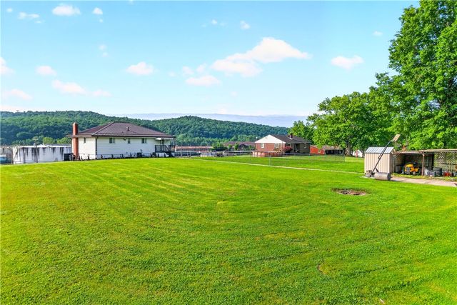 2021 State St, Jefferson Hills, PA 15025