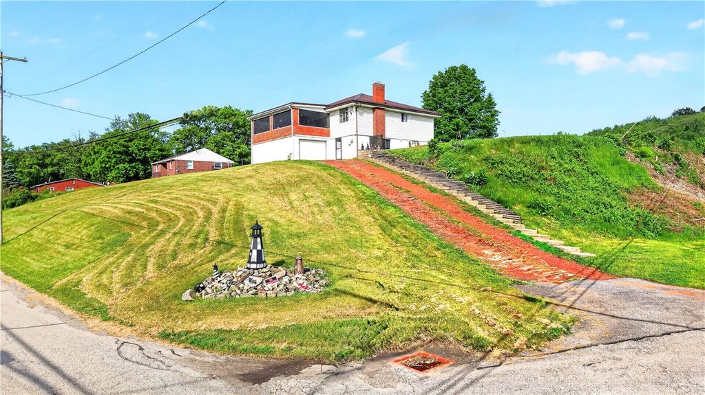 2021 State St, Jefferson Hills, PA 15025