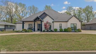 1705 S 28 1/2 Street, Paragould, AR 72450