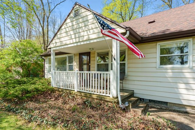 6824 Oakland Drive, Portage, MI 49024