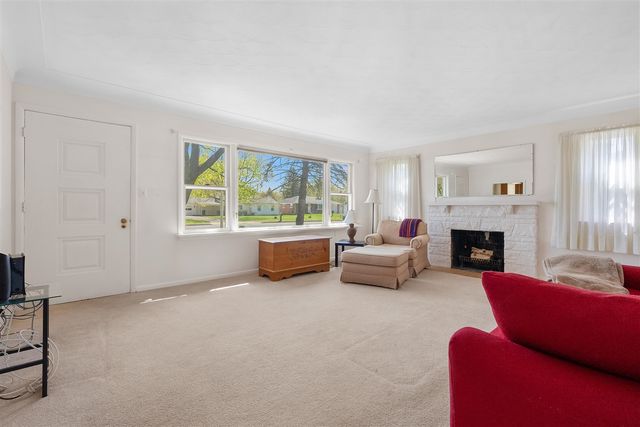 6824 Oakland Drive, Portage, MI 49024