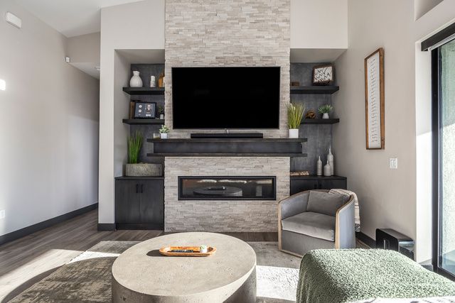 5573 N CANYON RIM RD, Lehi, UT 84048