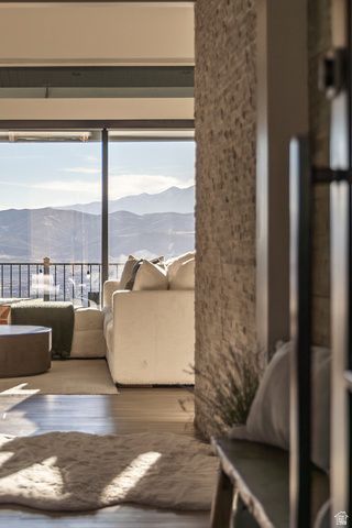 5573 N CANYON RIM RD, Lehi, UT 84048