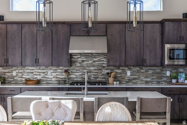 5573 N CANYON RIM RD, Lehi, UT 84048