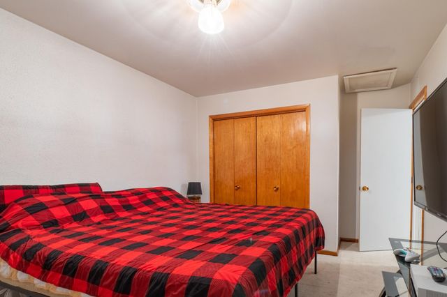 1380 Central Avenue N, Valley City, ND 58072