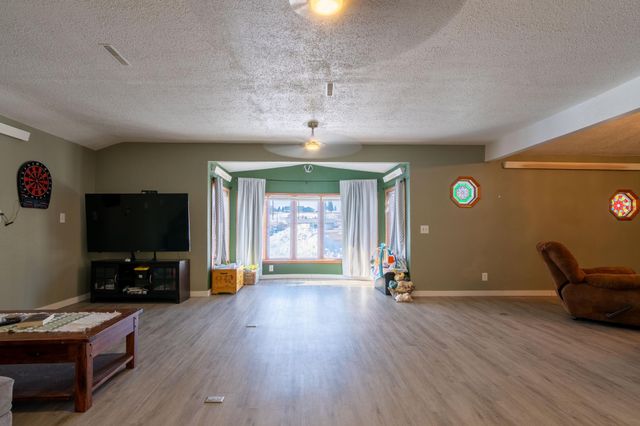 1380 Central Avenue N, Valley City, ND 58072