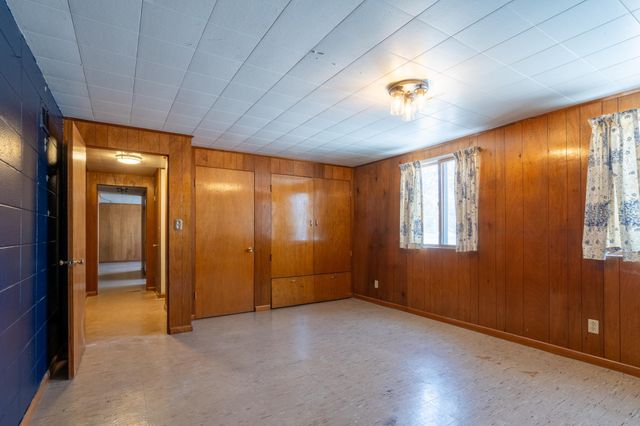 1380 Central Avenue N, Valley City, ND 58072