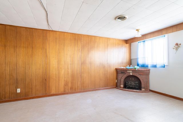 1380 Central Avenue N, Valley City, ND 58072
