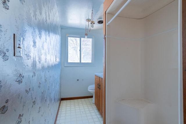 1380 Central Avenue N, Valley City, ND 58072