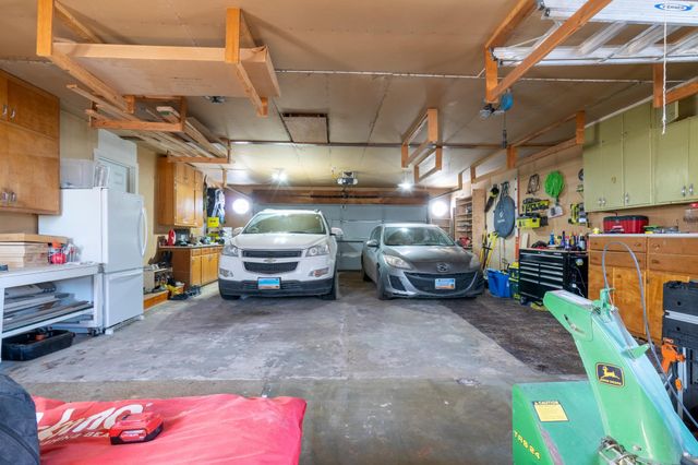 1380 Central Avenue N, Valley City, ND 58072